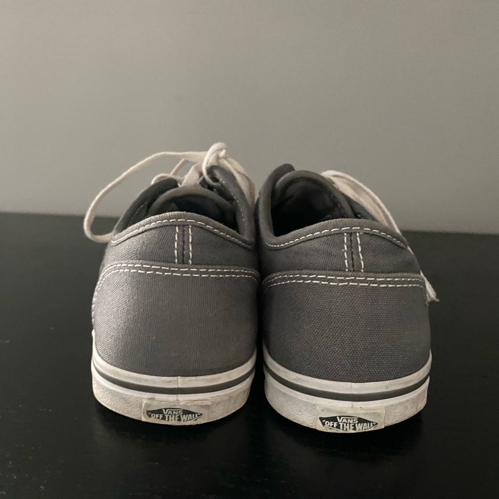 Ladies Vans - Picture 3 of 5